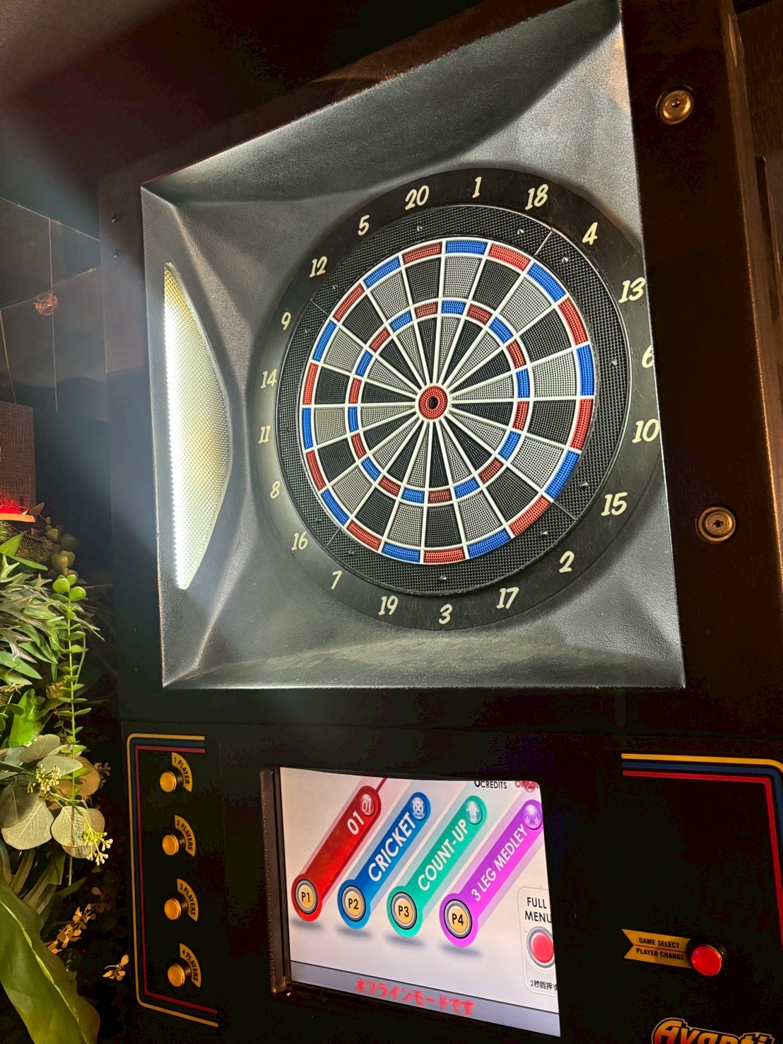 平井スナック 店内 ダーツコーナー イレブンピーエム